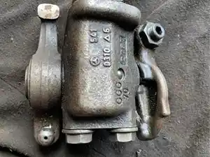 Used Mercedes MBE4000 Rocker Arm (Stock #21116044)) Part Image