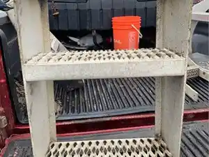 Used Peterbilt Step (Stock #21116310)) Part Image