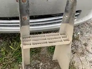 Used Step (Stock #21115113)) Part Image