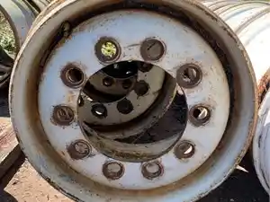 Used Stud Pilot / Budd Wheel (Stock #21116226)) Part Image