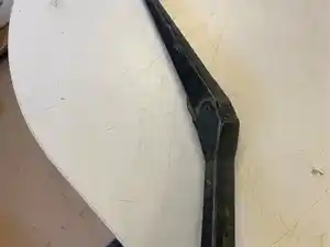 Used Volvo Wiper Arm (Stock #21116112)) Part Image