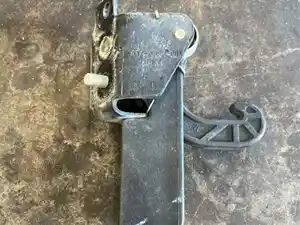Used 2021 Freightliner Cascadia 126 Hood Latch (Stock #SV-186-5)) Part Image