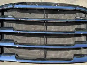 Used Universal Freightliner Cascadia Grille (Stock #P-347)) Part Image
