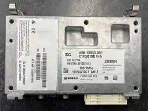 Used 2021 Freightliner Cascadia 126 Dash Control Module (Stock #P-386)) Part Image