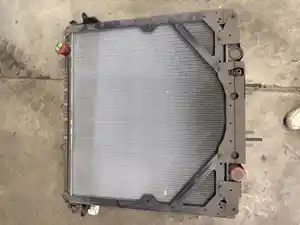 New Universal Freightliner Universal Radiator (Stock #P-307)) Part Image