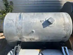 Used Universal Western Star Fuel Tank (Stock #P-281)) Part Image