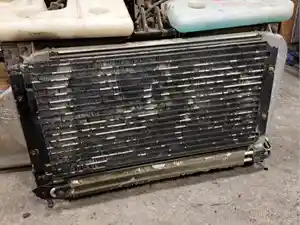 Used 1999 Sterling L7501 Radiator (Stock #SV-512-11)) Part Image