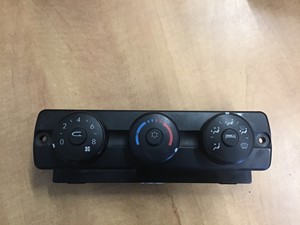Used 2013 Freightliner Cascadia 125 Dash Control Module (Stock #SV-386-8)) Part Image