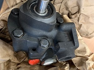 New International Navistar N13 Steering Pump Image