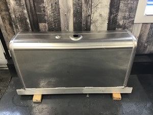 New Universal UNIVERSAL Universal Hydraulic Tank (Stock #27260356)) Part Image
