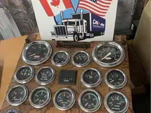 Used 2000 Peterbilt 379 Instrument Cluster (Stock #SV-611-18)) Part Image