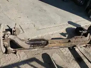Used 2015 Peterbilt 388 Front Axle, Complete (Stock #SV-602-3)) Part Image