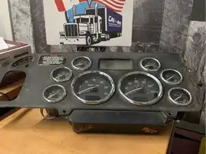 Used 2015 Peterbilt 388 Instrument Cluster (Stock #SV-602-16)) Part Image
