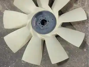 Used Detroit DD15 Fan Image