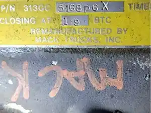 Used Mack E6-350 Fuel Gear Pump (Stock #27261613)) Part Image