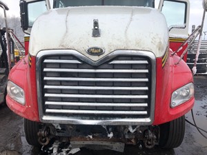 Used 2007 Mack Vision CXN613 Hood (Stock #8746)) Part Image