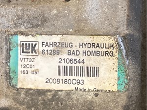 Used International DT466 Steering Pump Image