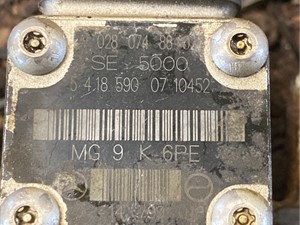 Used Mercedes OM460LA Injector (Stock #12705)) Part Image