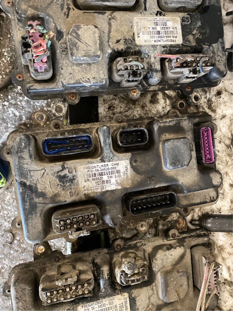 Used Universal Freightliner M2 106 Vehicle ECM for sale Port Perry