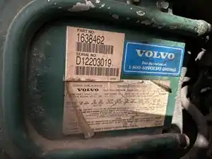 Used 2001 Volvo VE D12 Engine Assy (Stock #220-1)) Part Image