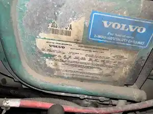 Used 2002 Volvo VED12 Engine Assy (Stock #15984)) Part Image