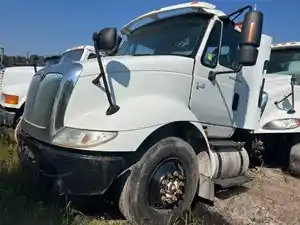 Used 2003 International 8600 Cab Image