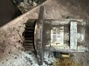 Used 2009 Cummins ISB 6.7 Steering Pump (Stock #17220)) Part Image