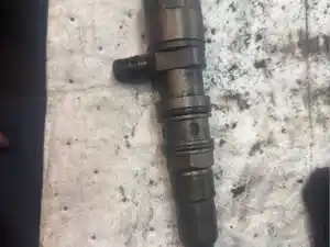 Used 2018 Detroit DD15 Injector Image