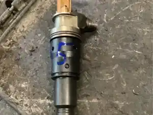 Used 2021 Volvo D13M Injector (Stock #14605)) Part Image