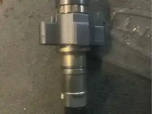 Used Cummins C8.3; ISC Injector (Stock #15528)) Part Image