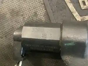 Used Cummins N14E Injector (Stock #14895)) Part Image