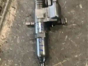 Used Detroit 8V71 Injector (Stock #14611)) Part Image