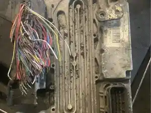 Used Detroit DD13 ECM Image
