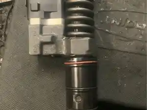 Used Detroit Series 60 12.7L DDEC IV Injector (Stock #15277)) Part Image