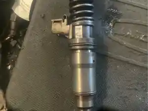 Used Detroit Series 60 14.0L DDEC VI Injector (Stock #15505)) Part Image