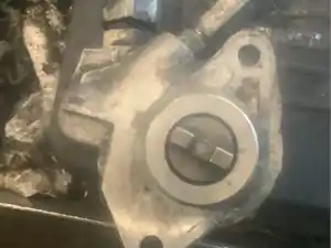Used International MAXXFORCE 13 Steering Pump Image