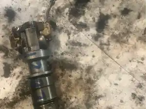 Used International VT-365 6.0L Injector (Stock #12977)) Part Image