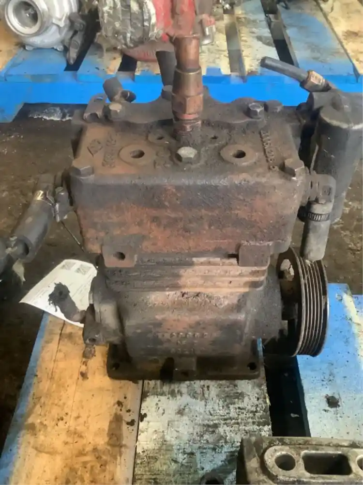 Used, Recycled, New, and Aftermarket Heavy Duty Truck Parts