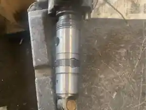 Used Mercedes OM906LA Injector (Stock #12706)) Part Image