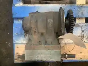 Used Volvo D13 Air Compressor Image