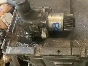 Used Volvo D12 Steering Pump (Stock #14703)) Part Image