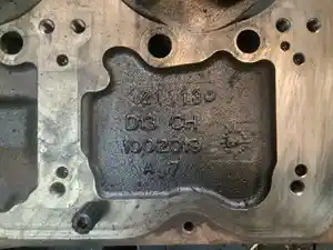 Used Volvo D13 Head (Stock #14247)) Part Image