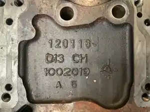 Used Volvo D13 Head (Stock #14243)) Part Image