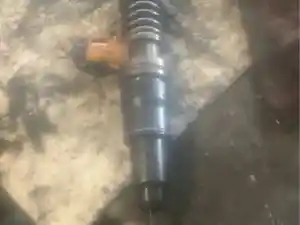Used Volvo D13 Injector (Stock #16123)) Part Image