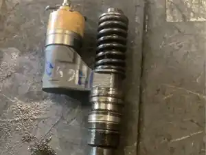 Used Volvo VED12 Injector (Stock #12682)) Part Image