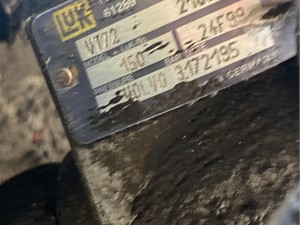 Used Volvo D12 Steering Pump (Stock #12938)) Part Image