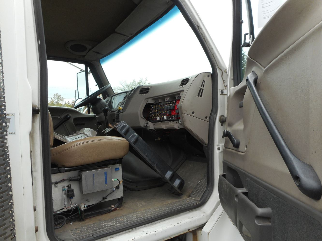 Image 2 of part Used 2004 Sterling ACTERRA Cab