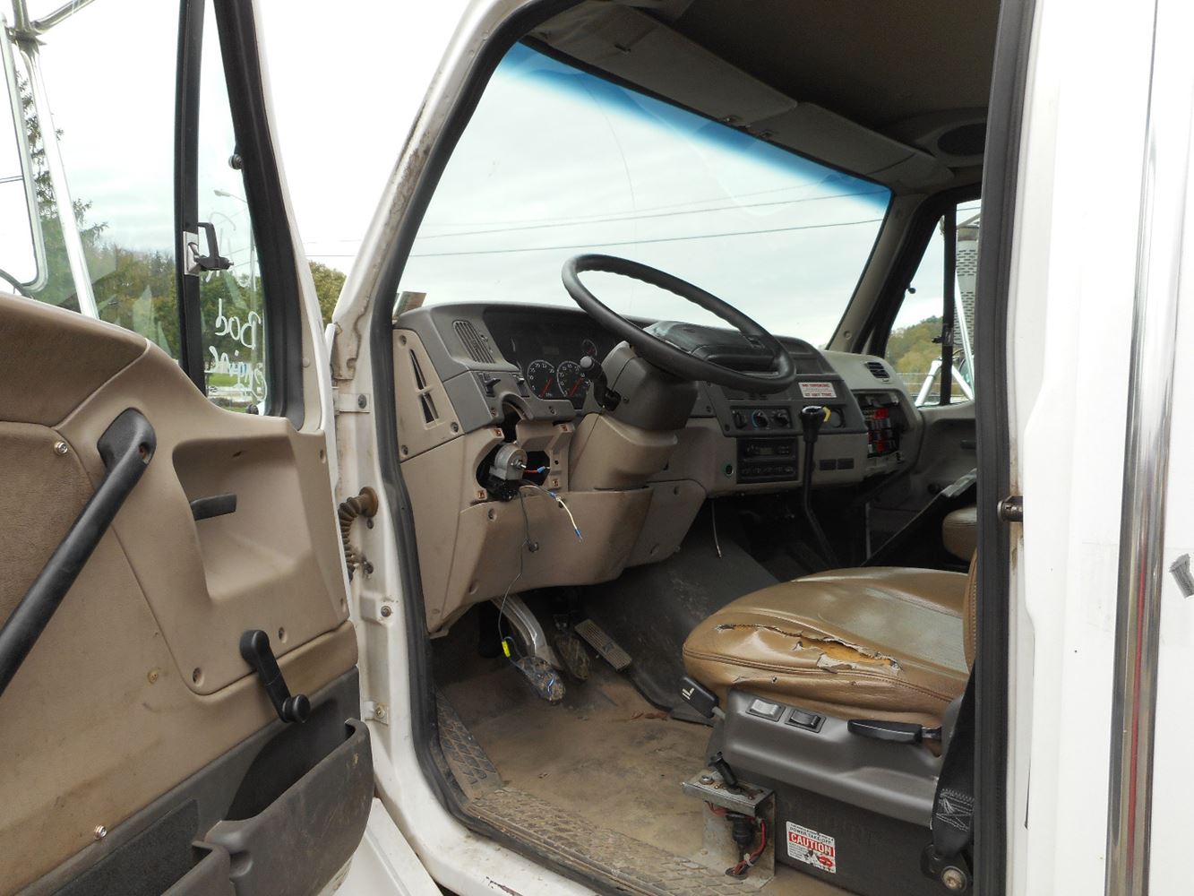 Image 3 of part Used 2004 Sterling ACTERRA Cab