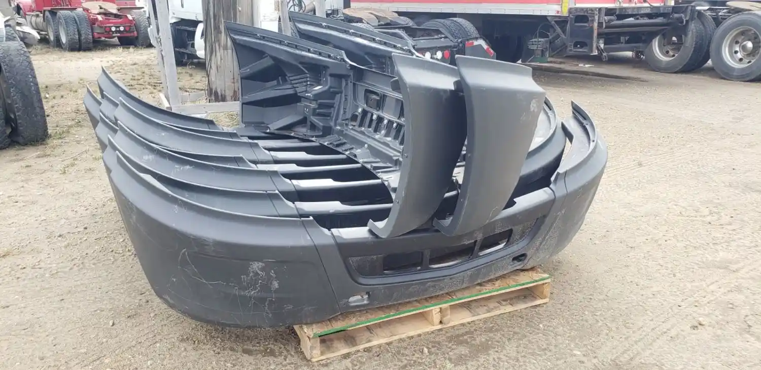 Image 1 of part Used International LT625 Bumper