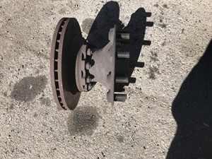 Used 2000 22.5" Hub Image
